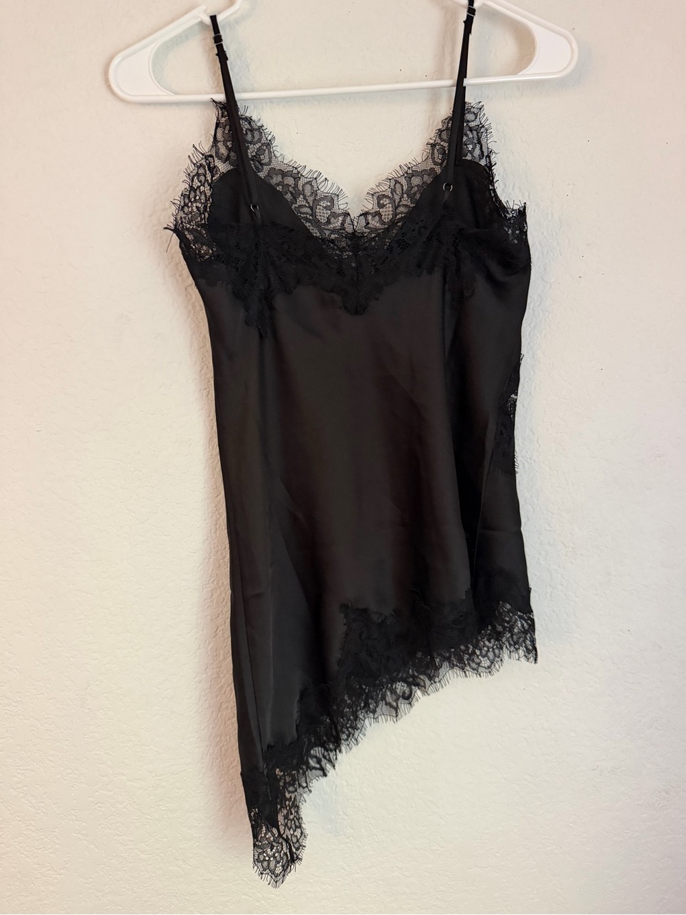 Lace Trim Cami Tank Top - Black - Picture 4 of 6